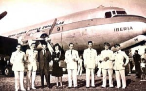 Foto histórica del primer vuelo de Iberia a Buenos Aires, hace 70 años.