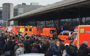 decenas de personas tuvieron que ser evacuadas a los hospitales próximos.