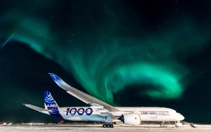 Las auroras han acompañado las frias noches al raso del A350XWB.