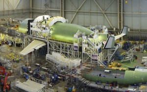 El BelugaXL va tomando forma den la factoría de Toulouse-Blagnac.