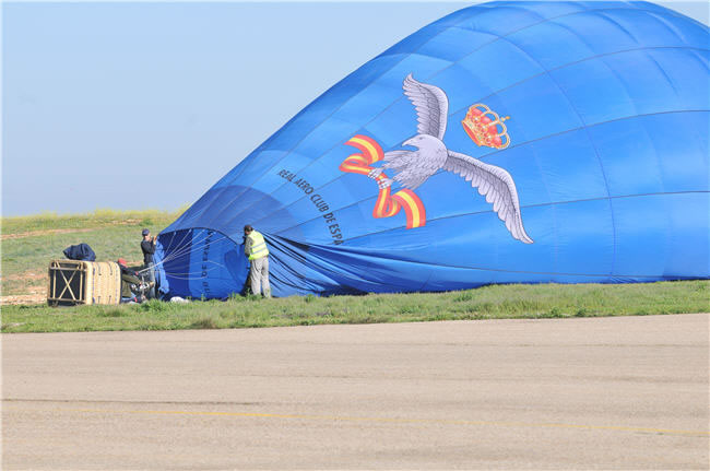 El RACE desplegó su nuevo globo aerostático